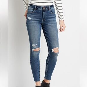 NWT Maurices M Jeans Vintage High Rise Raw Hem Jegging Size M